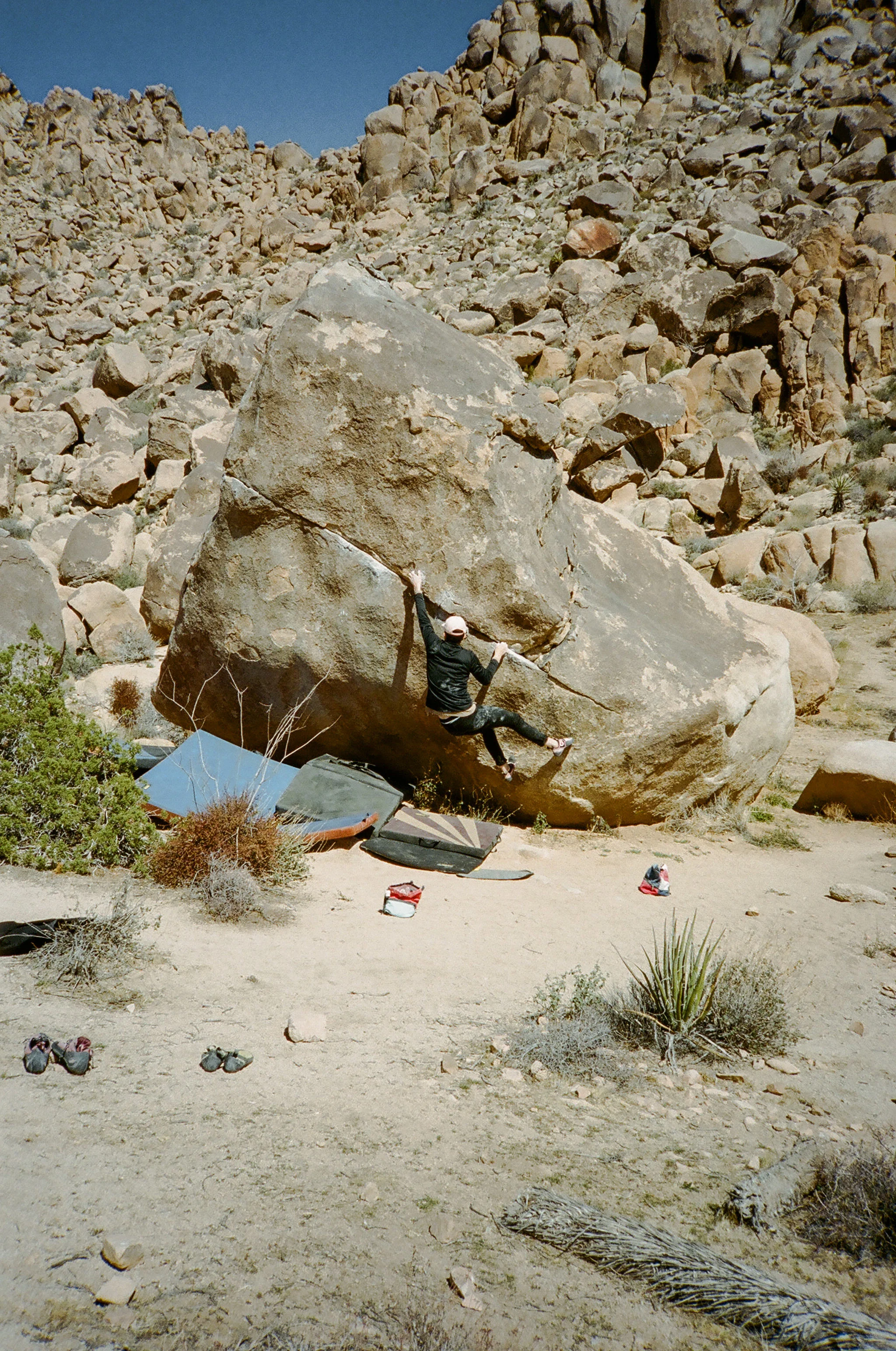 v4 in the Chocolate boulder area