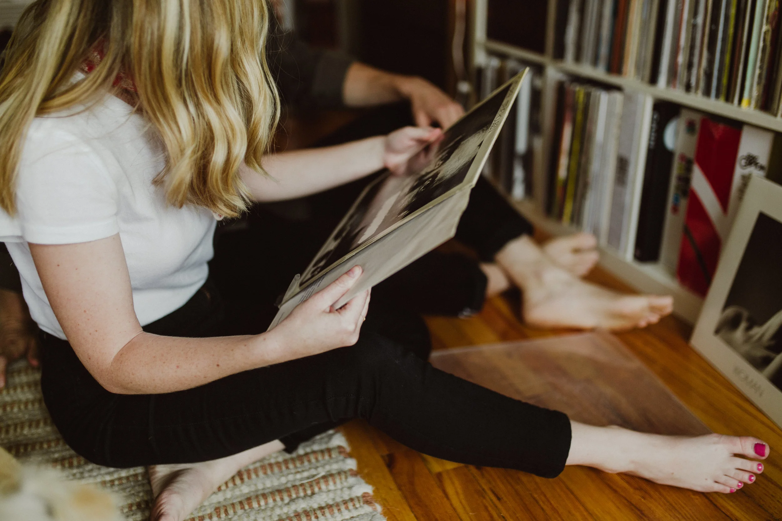 engagement photos with record player