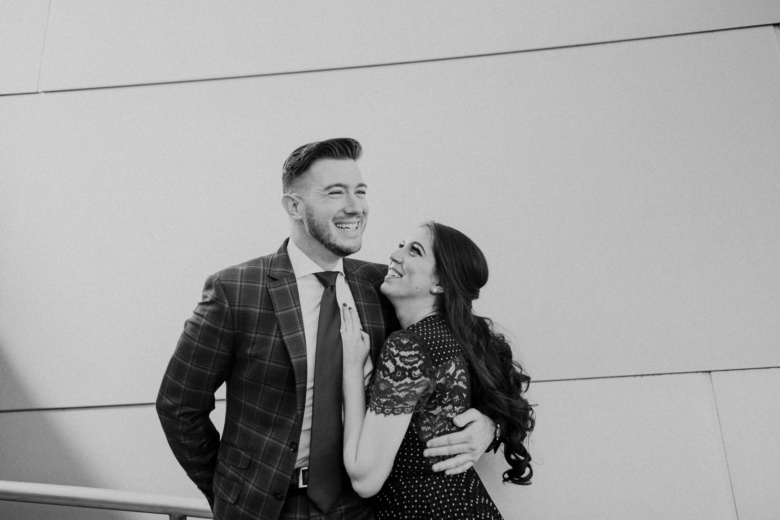 la engagement couple