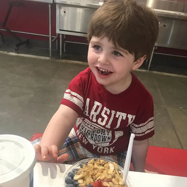 Just played some basketball with this preschooler after he finished school. He said, &ldquo;let&rsquo;s stay here forever.&rdquo; I said, &ldquo;definitely.&rdquo; (Right after we pickup your four siblings from their schools!). #acaibowlatcostco #hoo