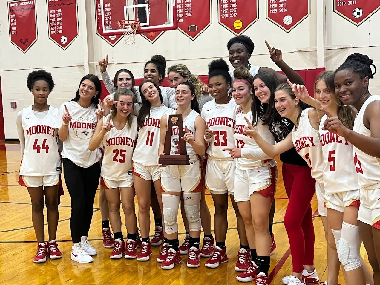 Sam 10th grade bball champs.jpg