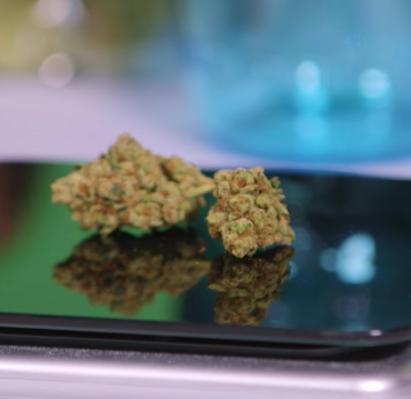 SMOKEABLES: Wake and Bake with Pot-Infused Pancakes