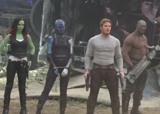 AVENGERS INFINITY WAR: Extended First Look (2018)