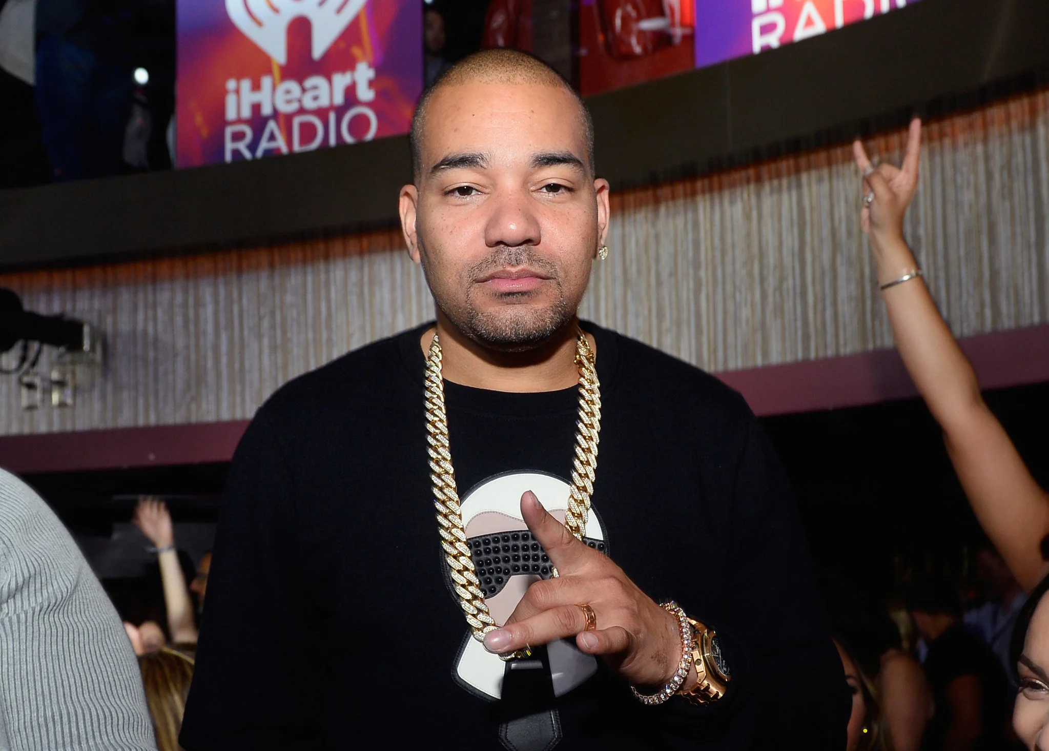 dj-envy-stop-and-friskjpg-a77facaf176331f2.jpg