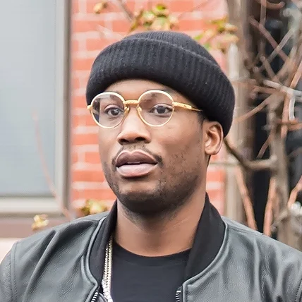 Meek Mill Violated His Probation... Judge Sends Him Back To Prison!!!!