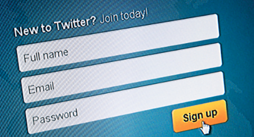 Using Facebook & Twitter To Promote Your DJing