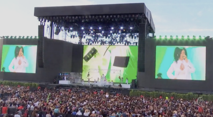 Check Out Cardi B’s $300,000 Coachella Stage