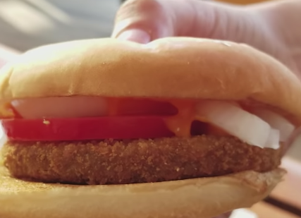 Americans Try Dubai McDonald's