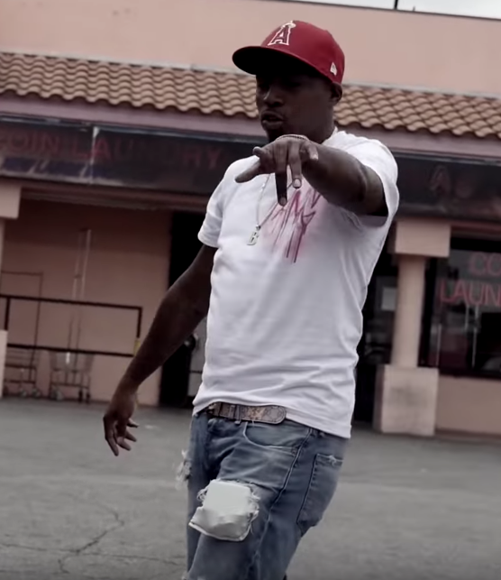 aMGnut "Mr OowwiiEe" - Life's Krazy Transitions (OFFICIAL VIDEO)