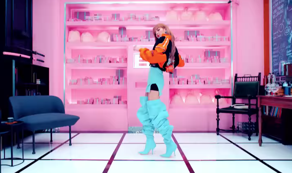 BLACKPINK - ‘뚜두뚜두 (DDU-DU DDU-DU)’ M/V (Music Video)w