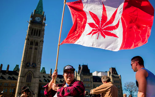 Canada becomes second nation in the world to legalize marijuana