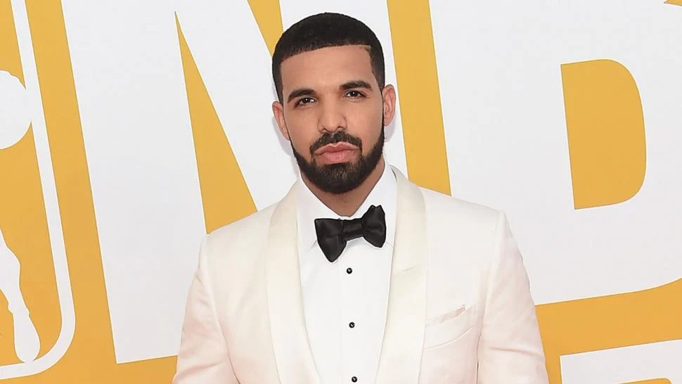 Drake reveals he has a son in newest album "Scorpion"