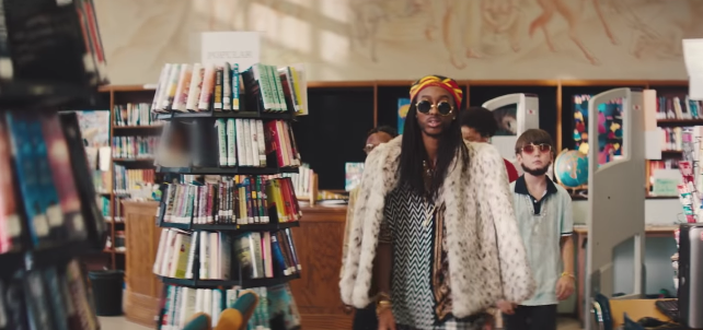 2 Chainz - Bigger Than You ft. Drake, Quavo