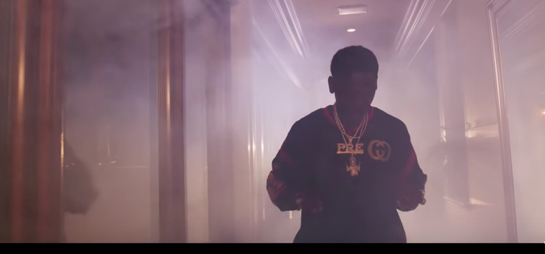 Young Dolph - Break The Bank  ft. Offset