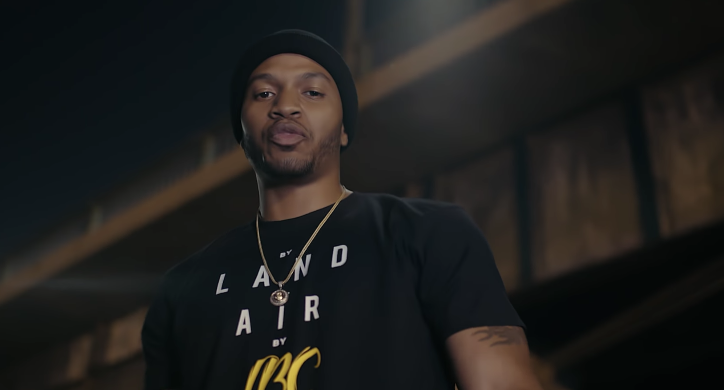 Techniec War outside Freestyle video