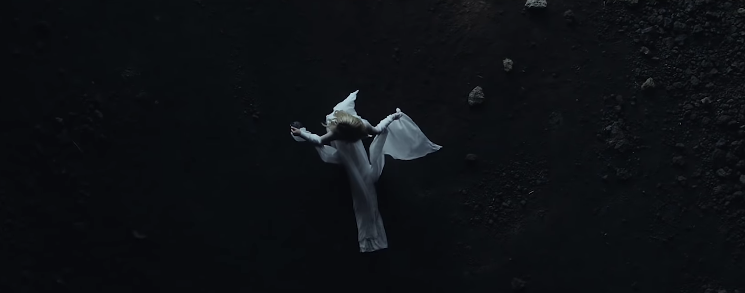 Avril Lavigne - Head Above Water (Official Video)