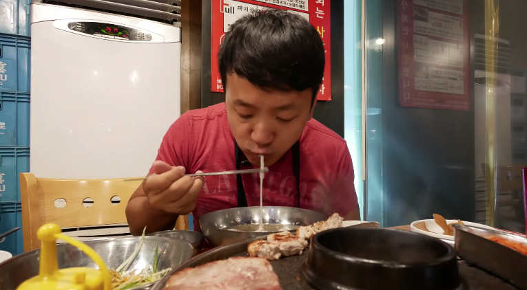 BEST All You Can Eat KOREAN BBQ Buffet in Seoul South Korea