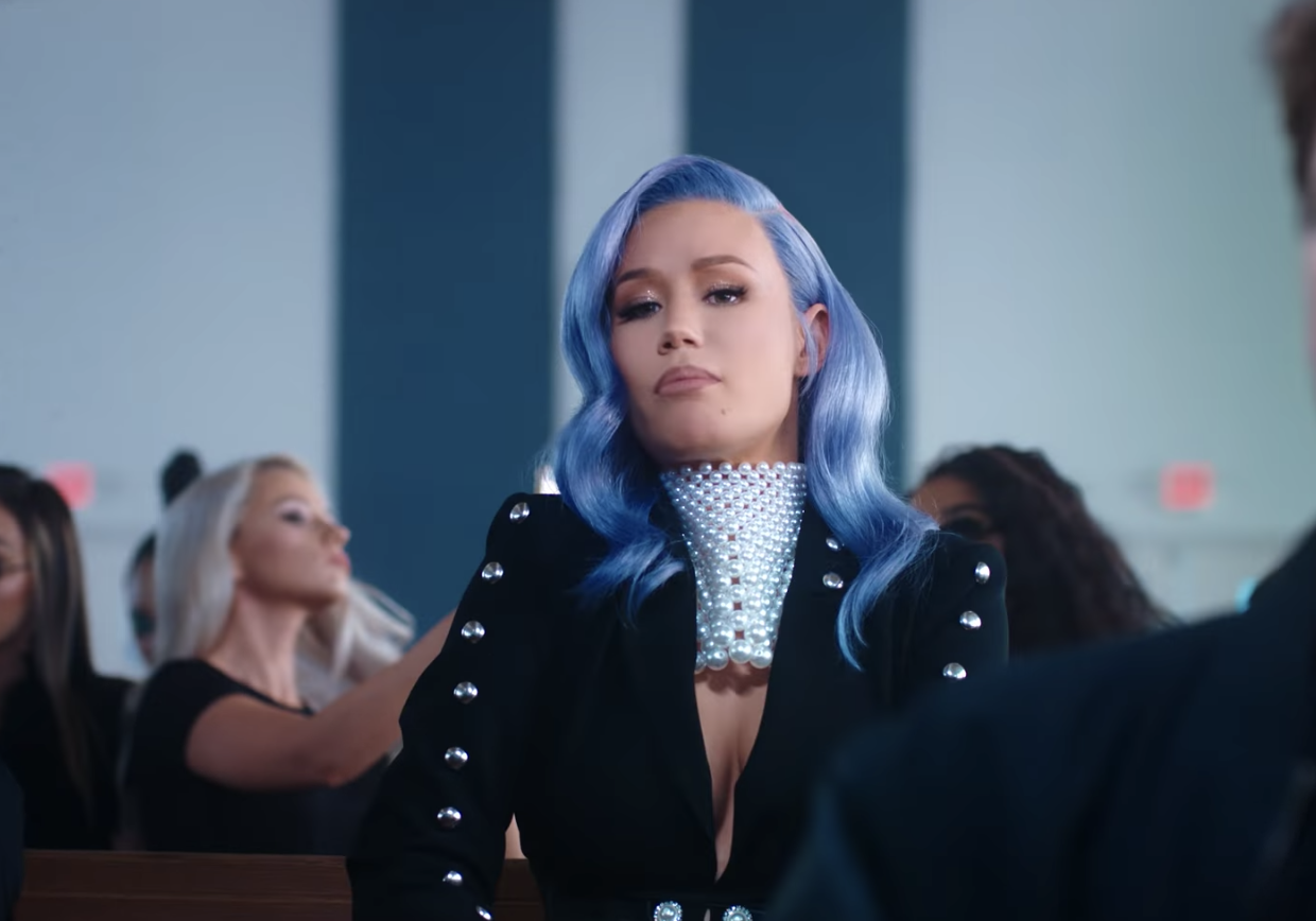 Iggy Azalea - Sally Walker (Official Music Video)