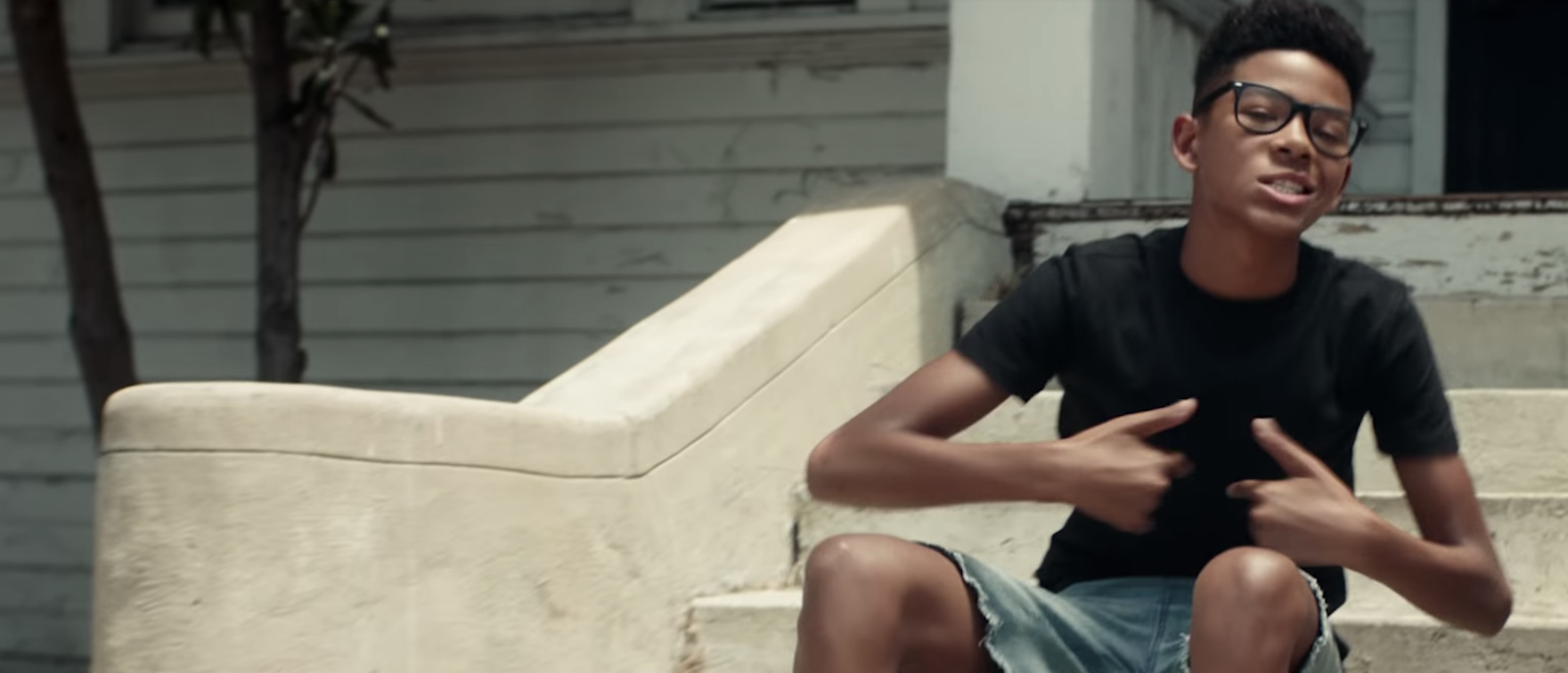 PnB Rock - Middle Child (feat. XXXTENTACION) [Official Music Video]