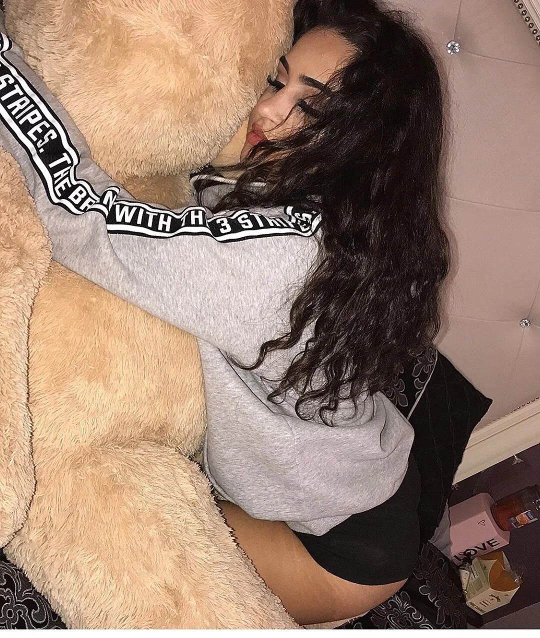 2019-08-19_B1XIzc4BOQo.jpg