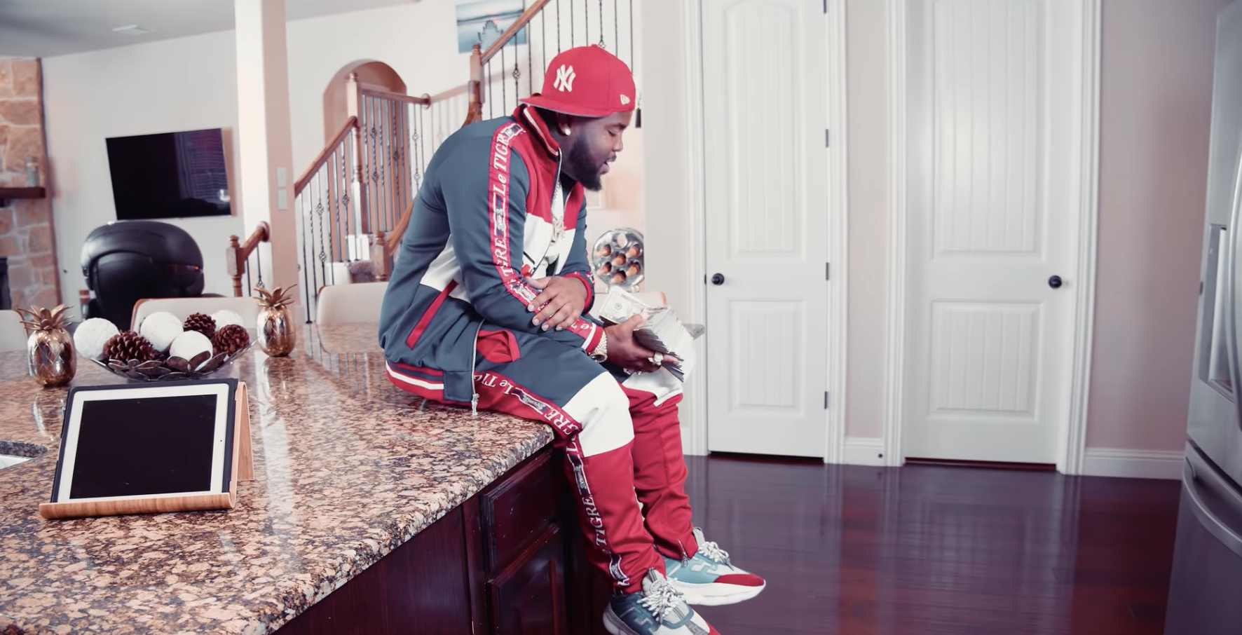 Mo3 - To Much Pride (Music Video)