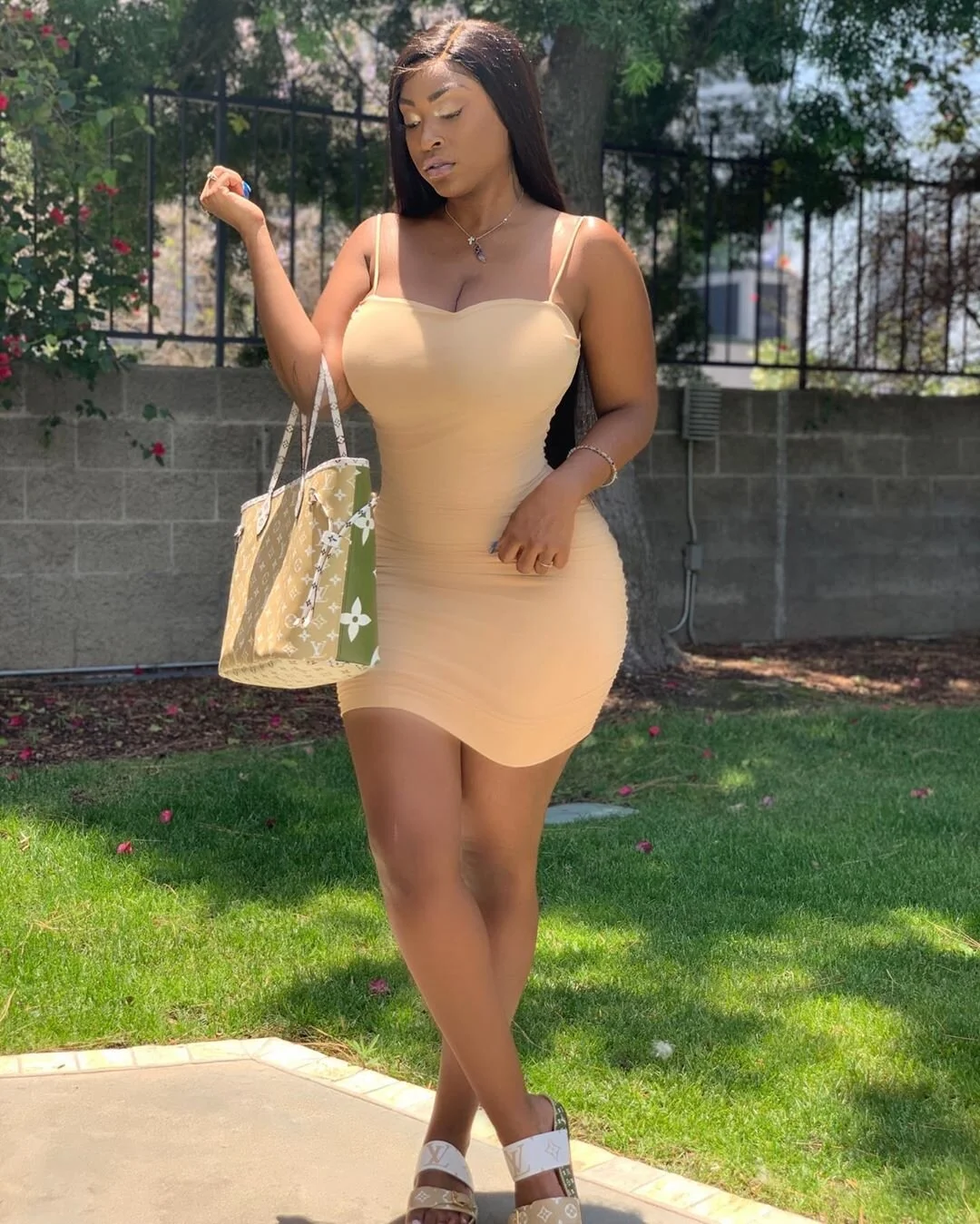 2019-06-07_ByaeK3elyFV.jpg
