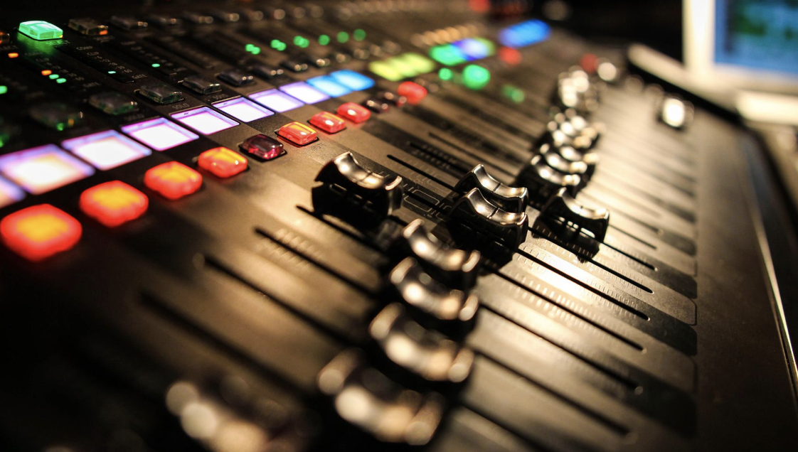 How To Survive In The Music Industry (P1)