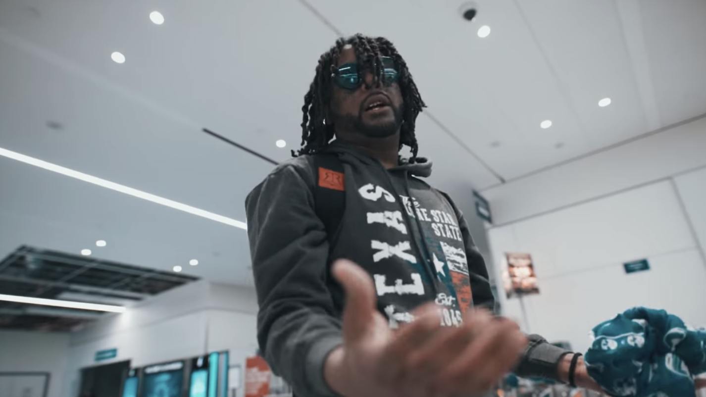 03 Greedo Makes A Suprise Visit to His Daughter Fresh Out Of Jail 
