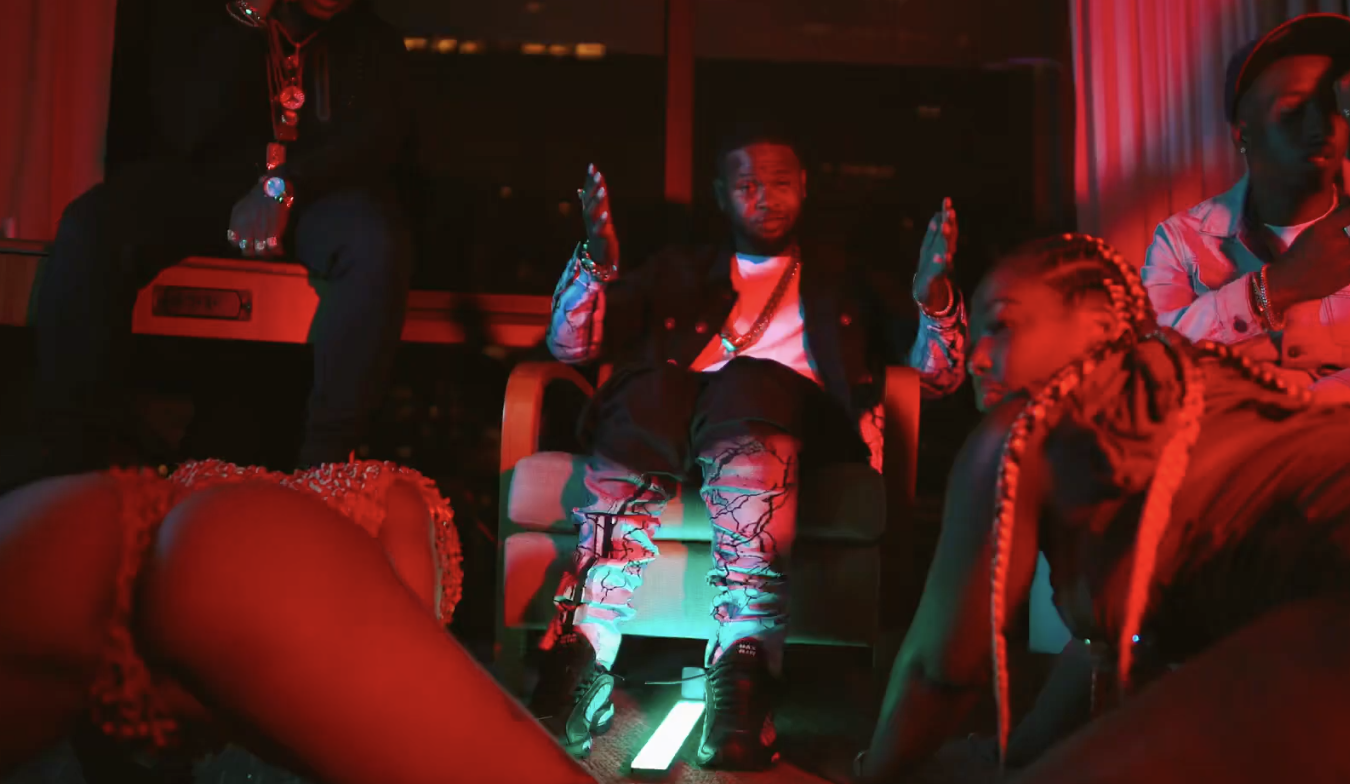 Aob Fingaz ft. Joe Moses (prod by Dj Mustard) - Sprung (Music Video)