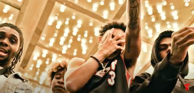 Shawn Eff ft. EBK JaayBo - Moonwalkin' (Music Video) 