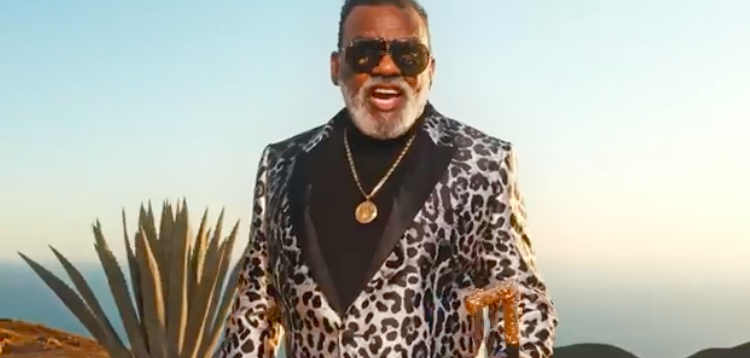 The Isley Brothers - Friends and Family  ft. Ronald Isley &amp; Snoop Dogg (Music Video)