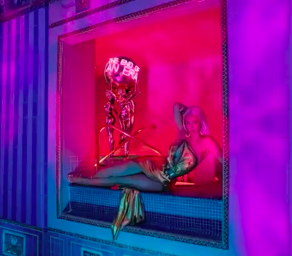 Iggy Azalea, Sophia Scott - Sex on the Beach (Official Audio)