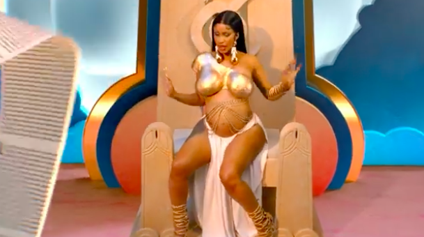 Lizzo ft. Cardi B- Rumors  (Official Video)