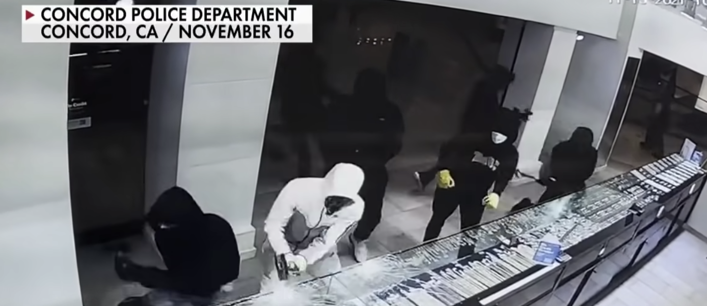 Businesses turn to private security as crime wave worsens (News)