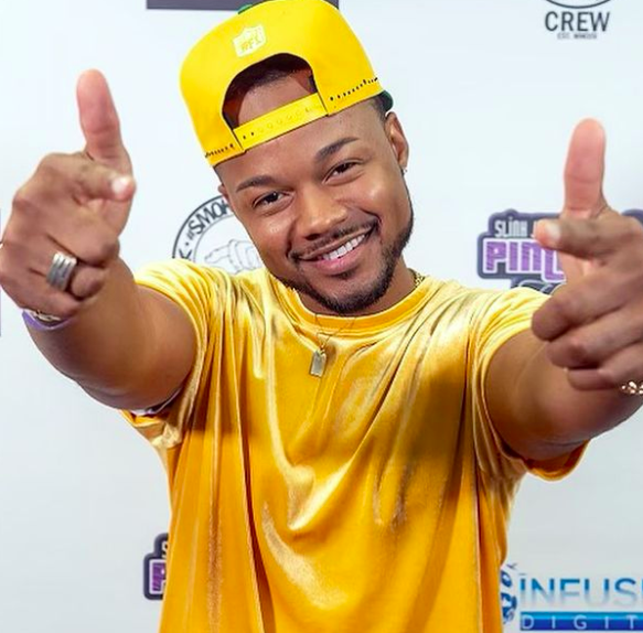 Tap'N With Singer Alonzo