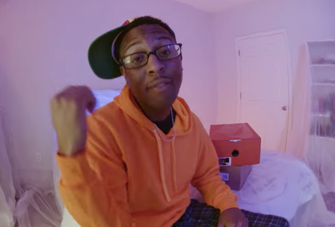 YRF Tony - Walking &amp; Talking (Music Video) 