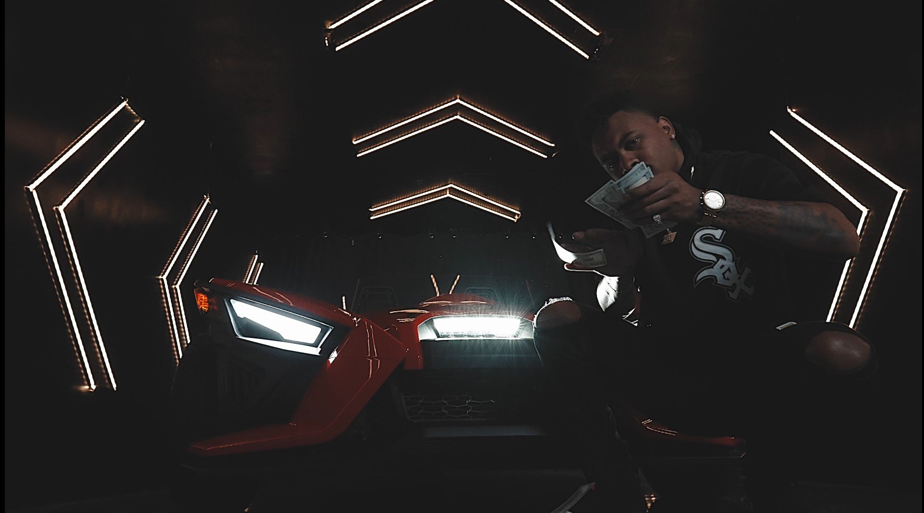 Anthony Isaiah feat. Tayf3rd - "This Big" (Music Video)