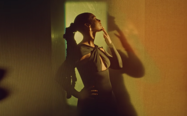 Alicia Keys ft. Khalid, Lucky Daye - Come For Me (Unlocked) (Official Video) 