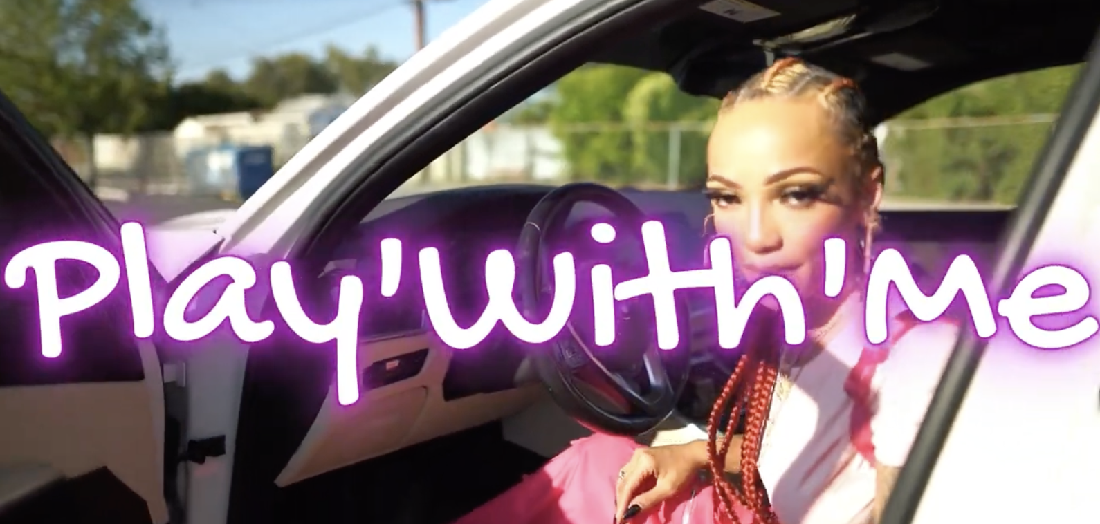 QUEEEN GIINGER - PLAY’WITH’ME (OFFICIAL VIDEO)
