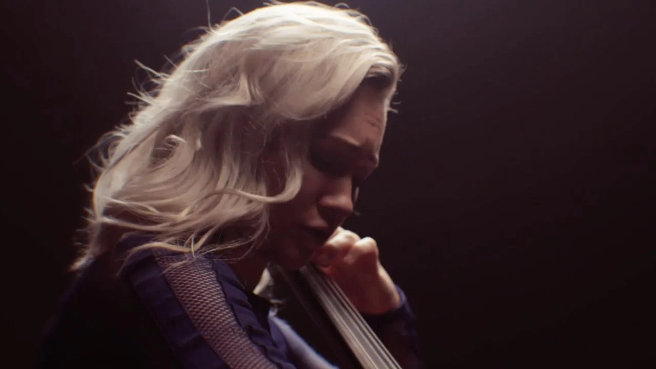 STRINGS MAGAZINE: Video Premiere: Cellist Ashley Bathgate Reimagines a Cello Suite Inspired by Bach