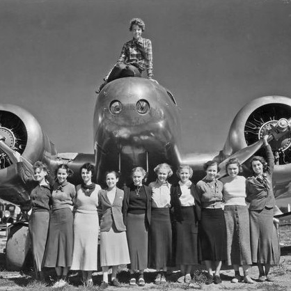 Earhart and 99s_2.jpg