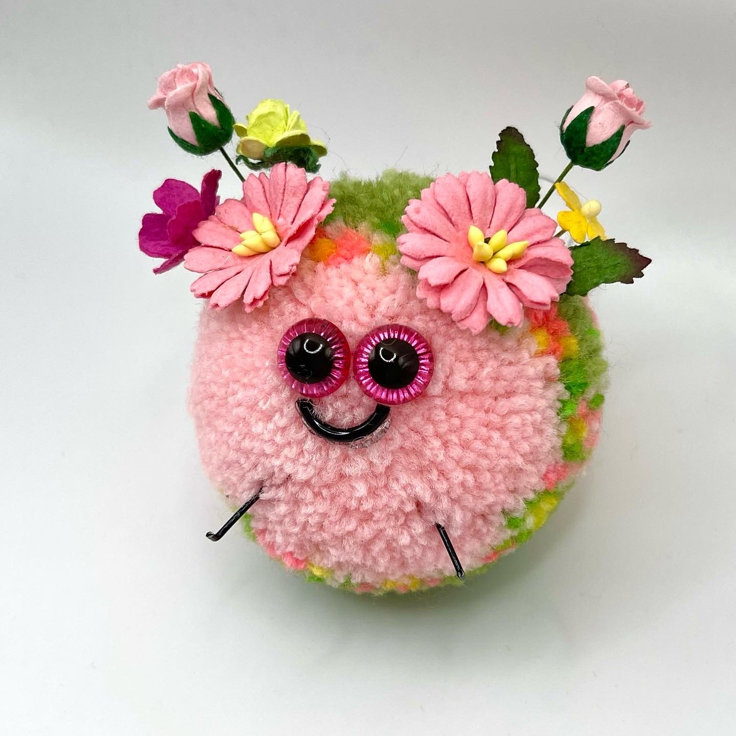 Poofy Ornament Pink Flowers