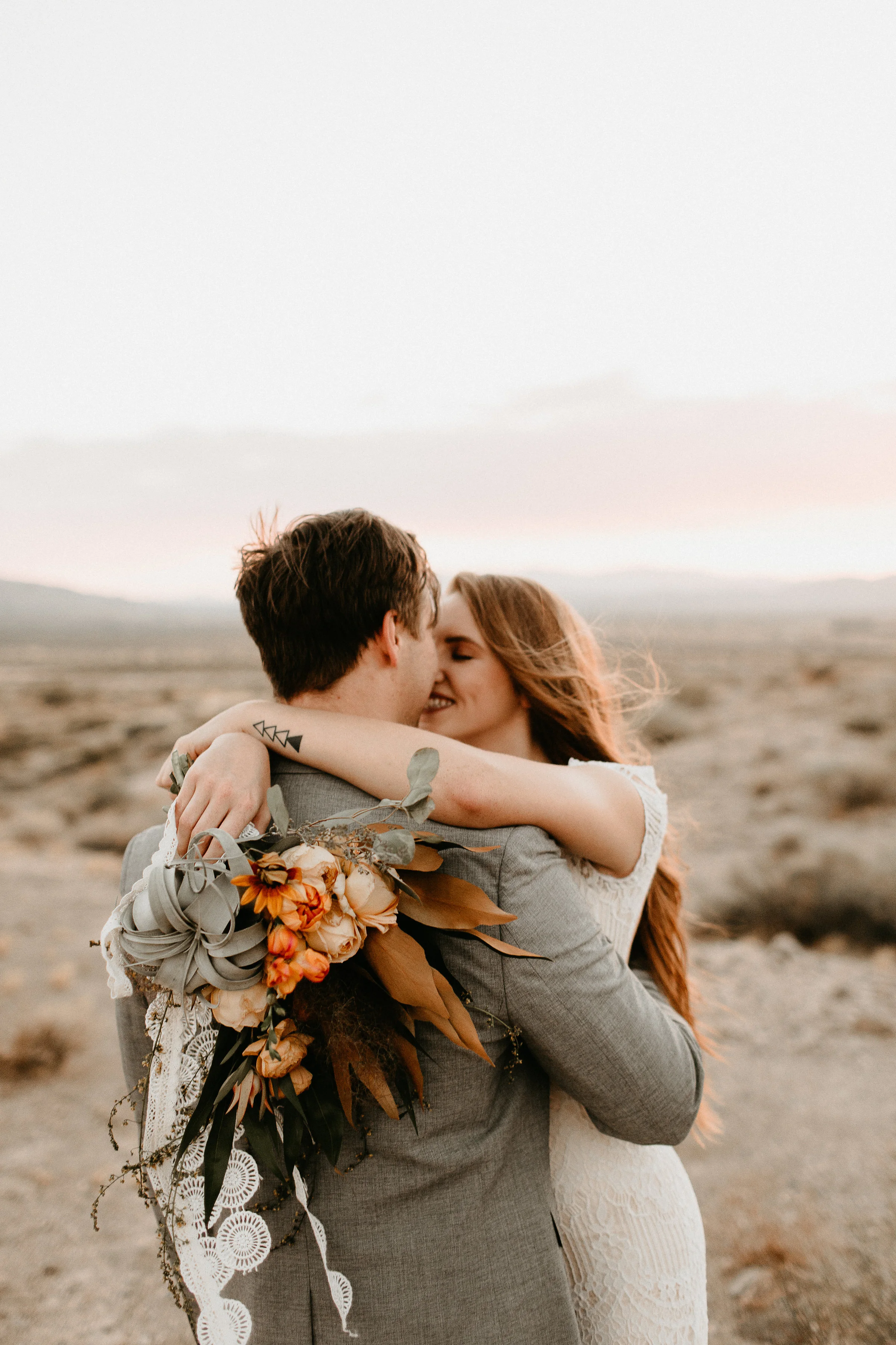 desert elopement featured on #junebugweddings