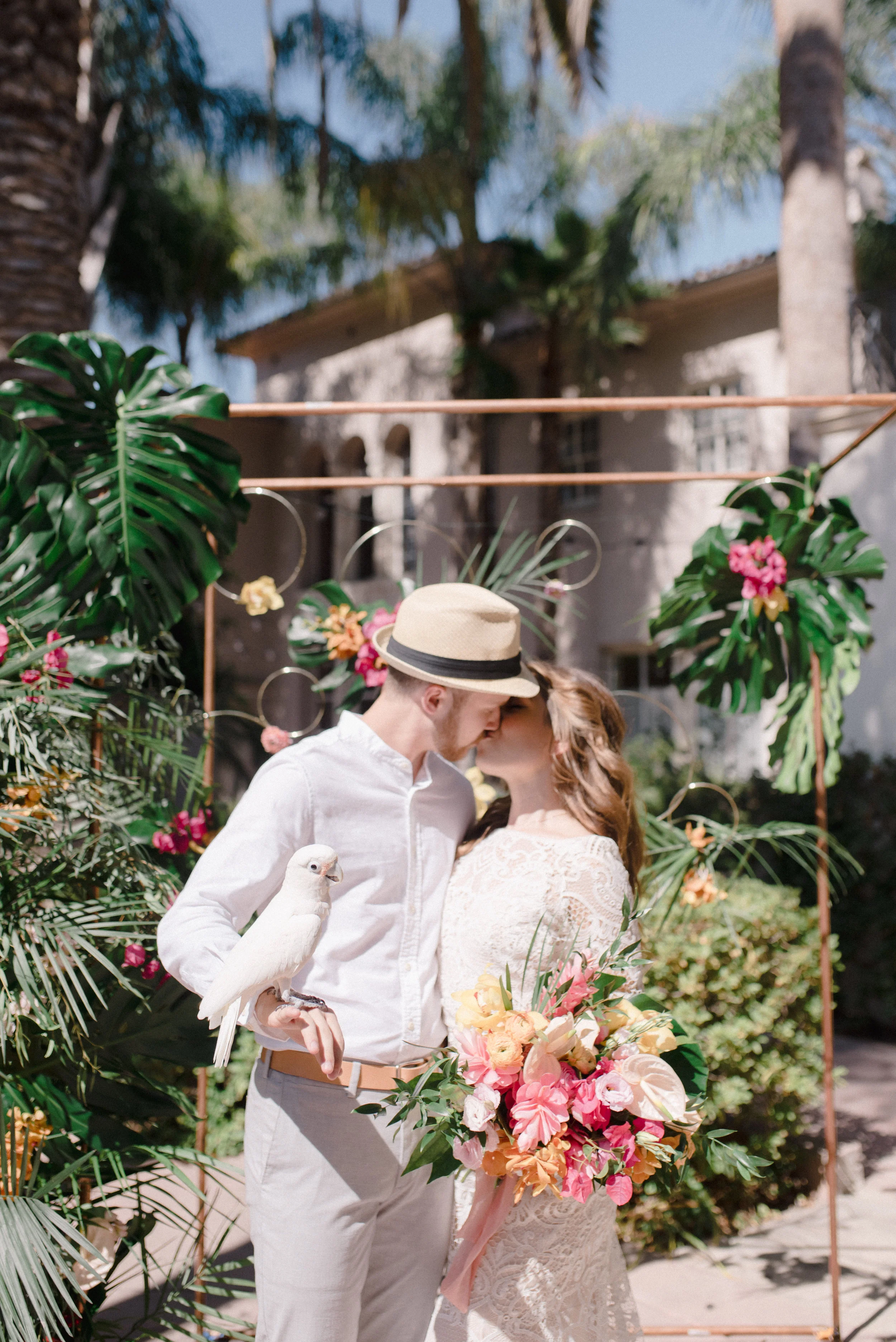 Maxwell House ceremony florals.jpg