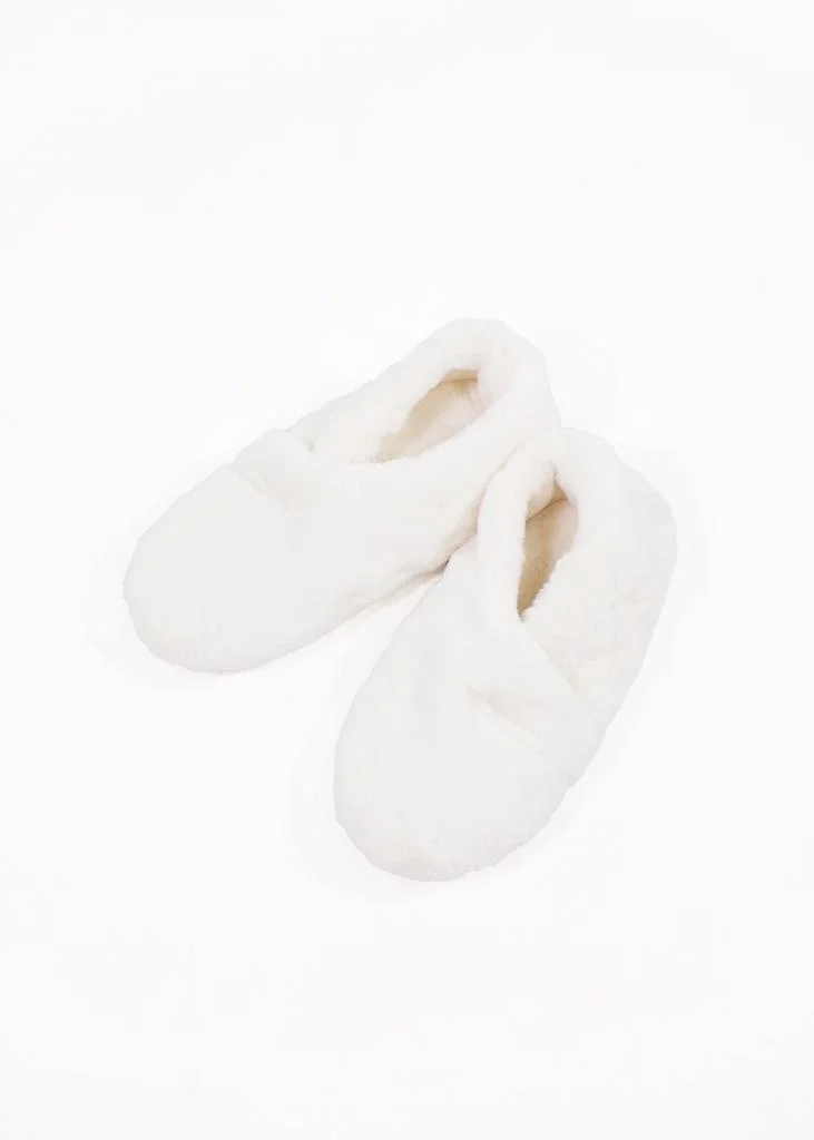 look-by-m-cozy-slipper-sock.jpg