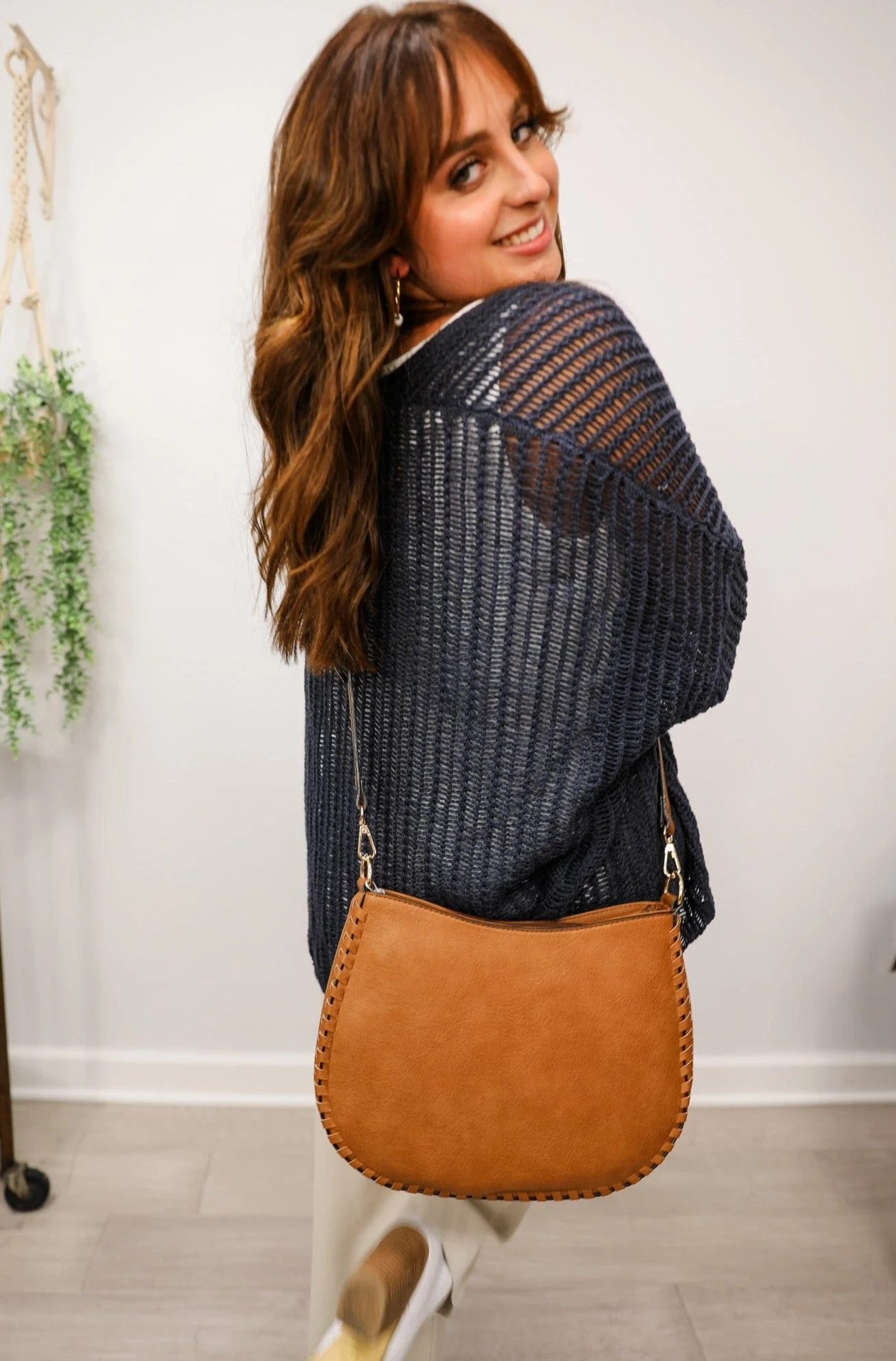 jen-co-raquel-crossbody-handbag-with-whipstitch-detailing-hb-bw-m2415-br-41157664702704.png