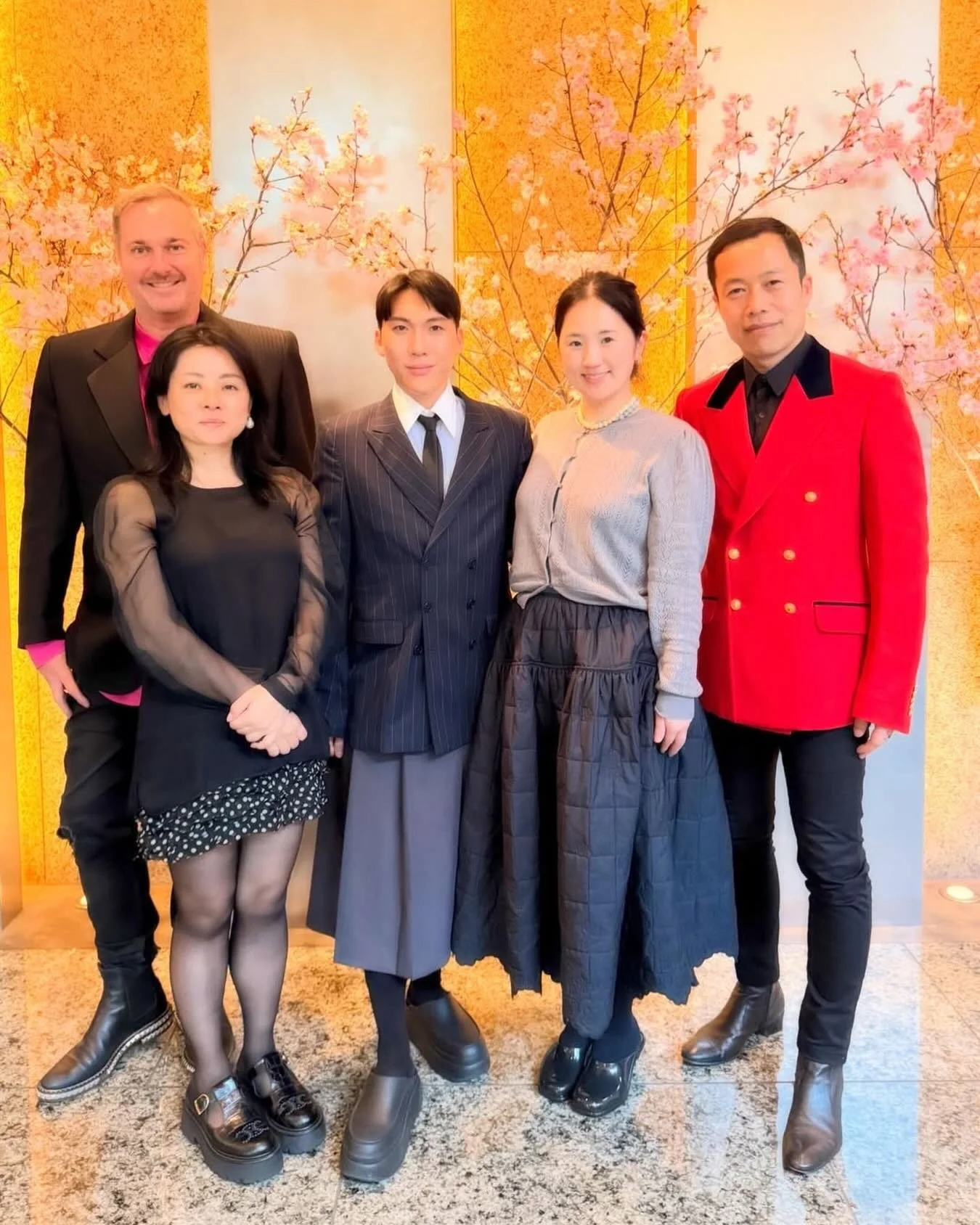 H3Oは本日で20周年を迎えました。多くのバイヤー、エディター、スタイリスト、そしてデザイナーの方には、大変お世話になりました。これもひとえに皆様のご支援によるものと感謝申し上げます。心躍るようなブランドを多くの方に届けたいという思いで設立したH3O。この20年間で、少しはファッション界に新風を起こすことが出来たのではないかと、振り返り胸が熱くなる記念日です。💘
#h3otokyo #tokyoshowroom #anniversary