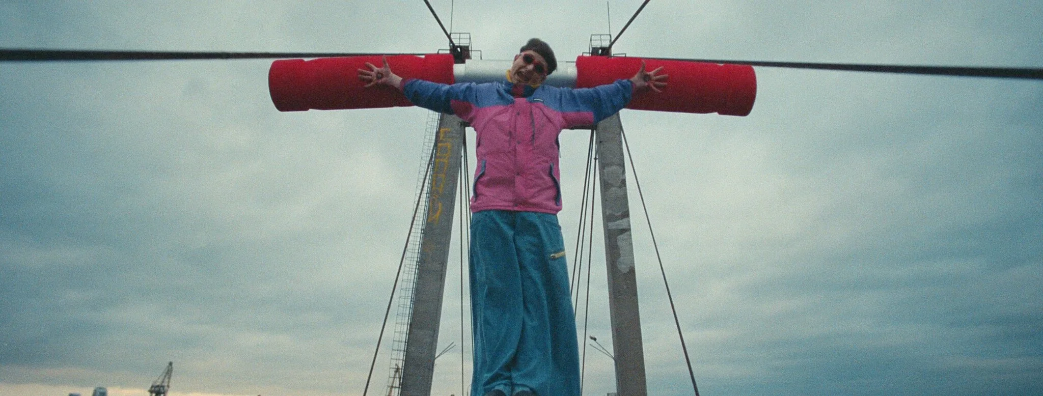 Oliver Tree -- Hurt -- Dir: Brendan Vaughan // Co: Snow Beach