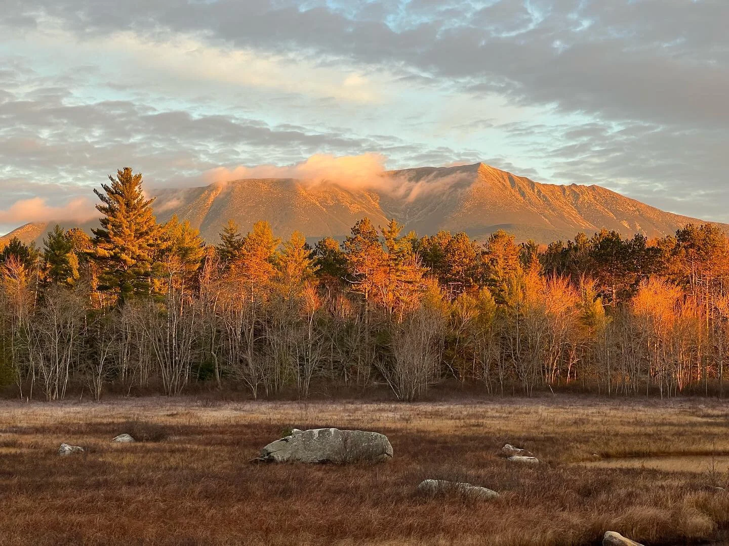 Mt Katahdin in beautiful morning light.

#mtkatahdin #maine #mainefilm #iphone13 #naturalhistoryfilmmaking  #moosecountry