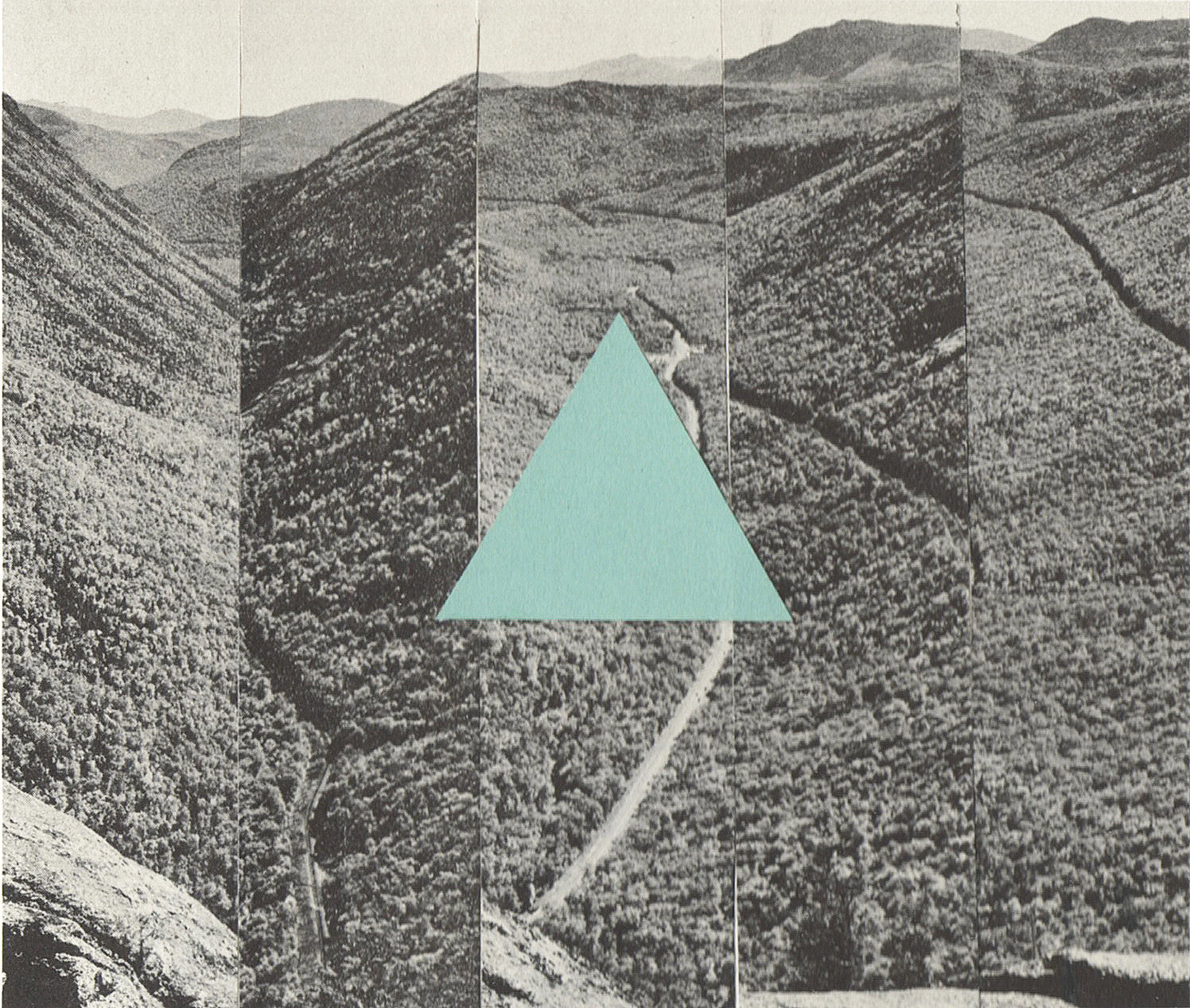 no.007 BLUE TRIANGLE